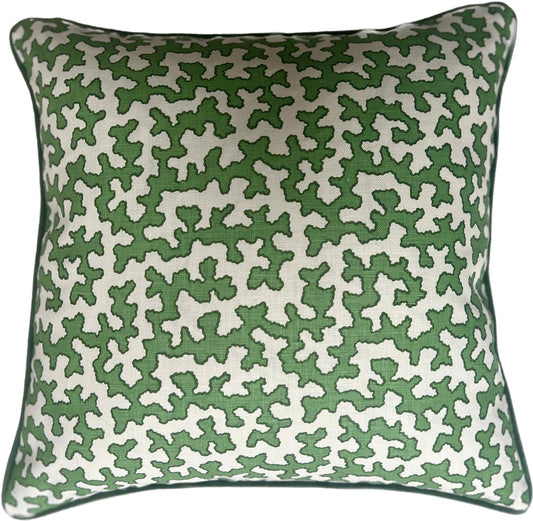 Colefax & Fowler Green Squiggle Piped Cushion