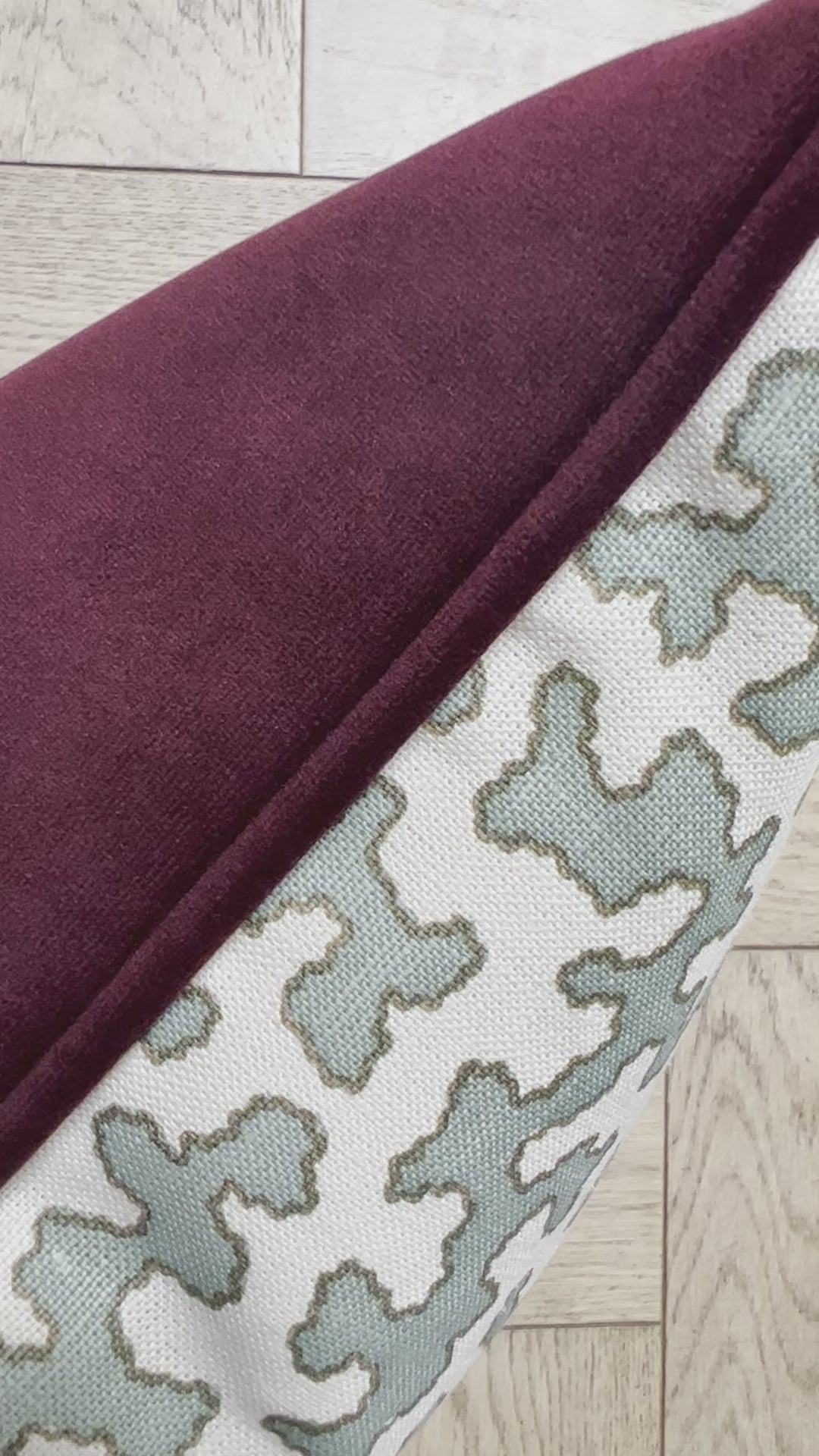 Colefax Fowler Cushions - Luxury cushions in Colefax Fowler Fabric (Aqua Squiggle)