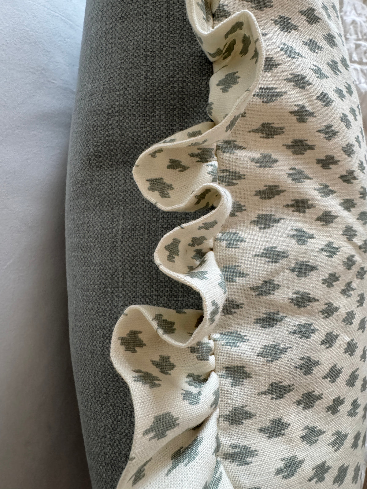 The Great Big Cushion: Anni