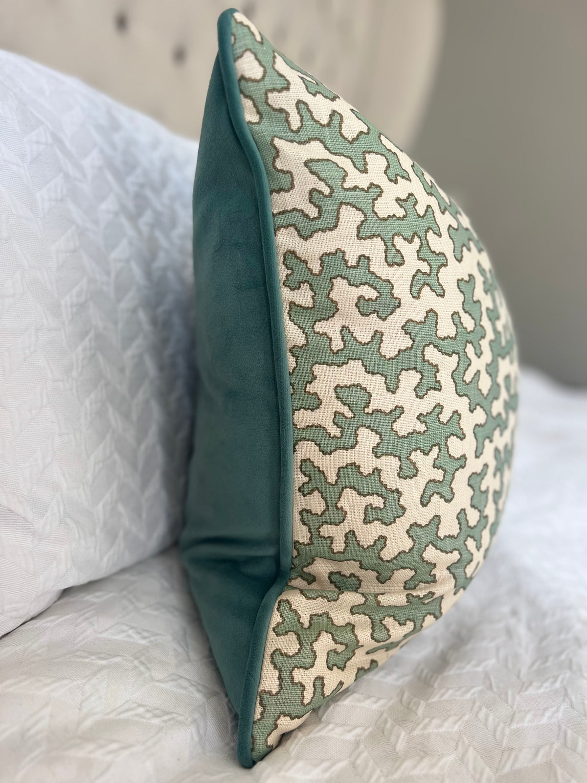 Colefax Fowler Cushions - Luxury cushions in Colefax Fowler Fabric (Aqua Squiggle) 