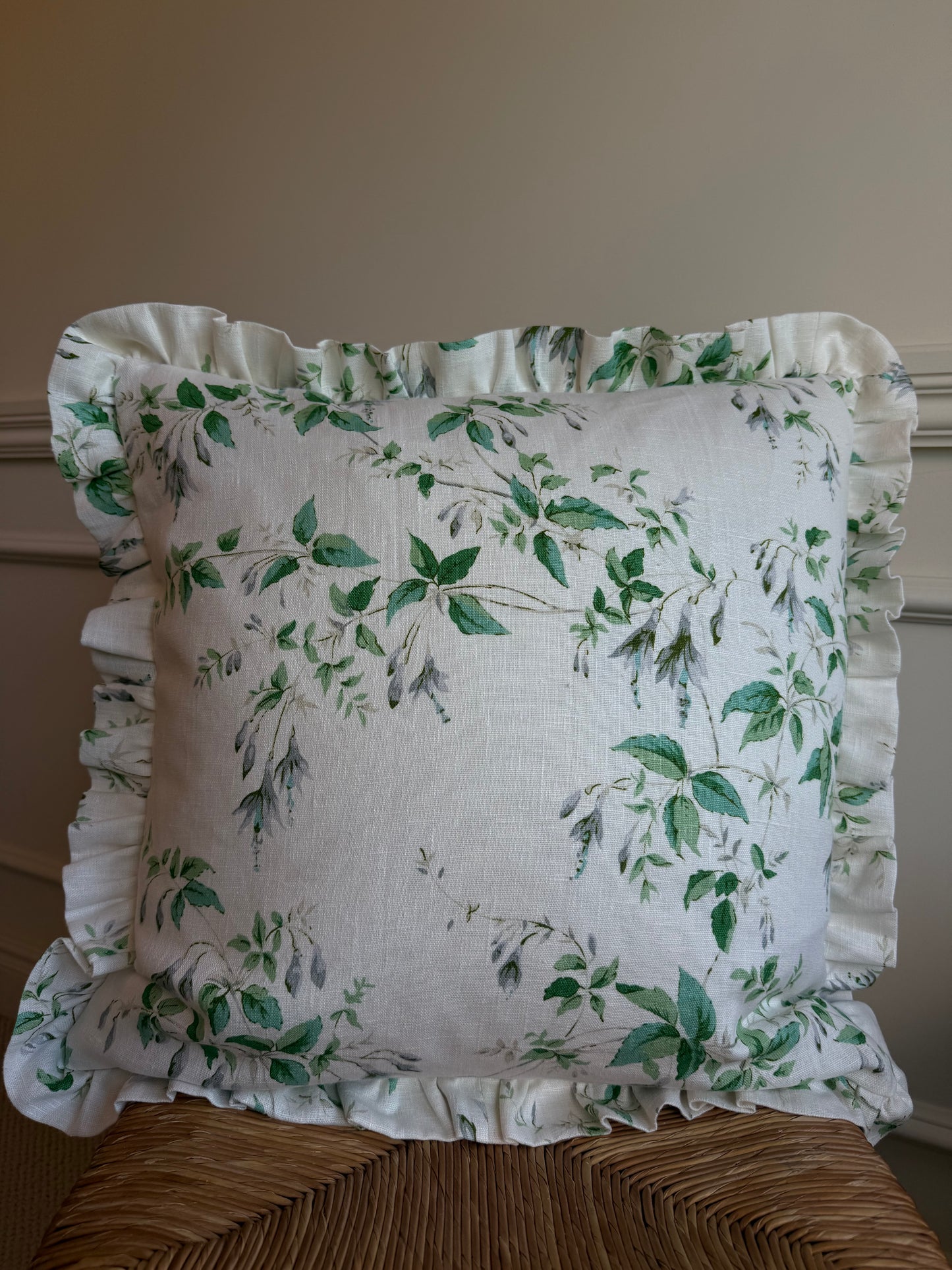 Colefax & Fowler Fuchsia Silver / Leaf Ruffled Cushion