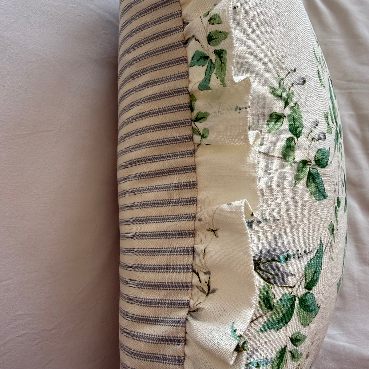 Colefax & Fowler Fuchsia Silver / Leaf Ruffled Cushion