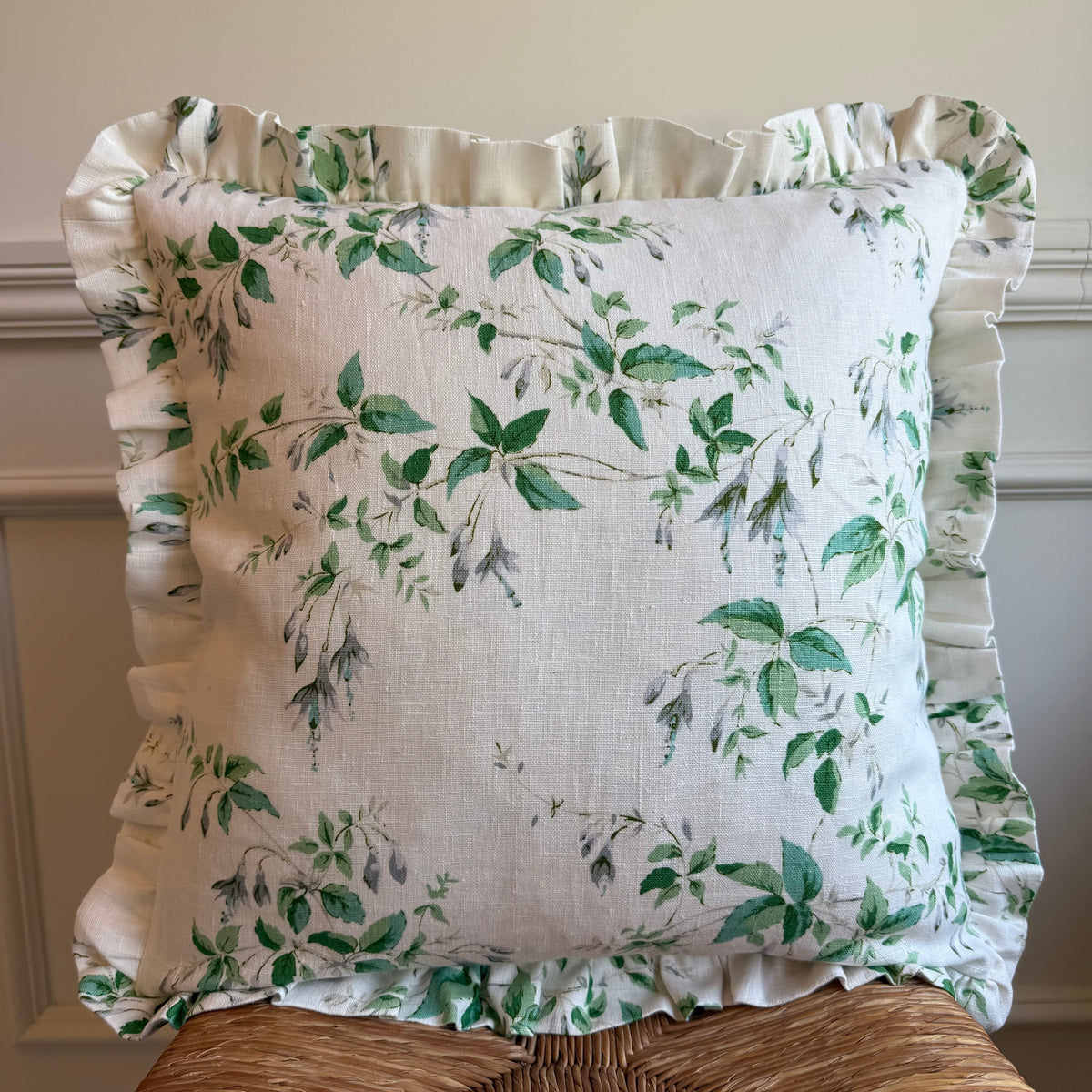 Colefax & Fowler Fuchsia Silver / Leaf Ruffled Cushion