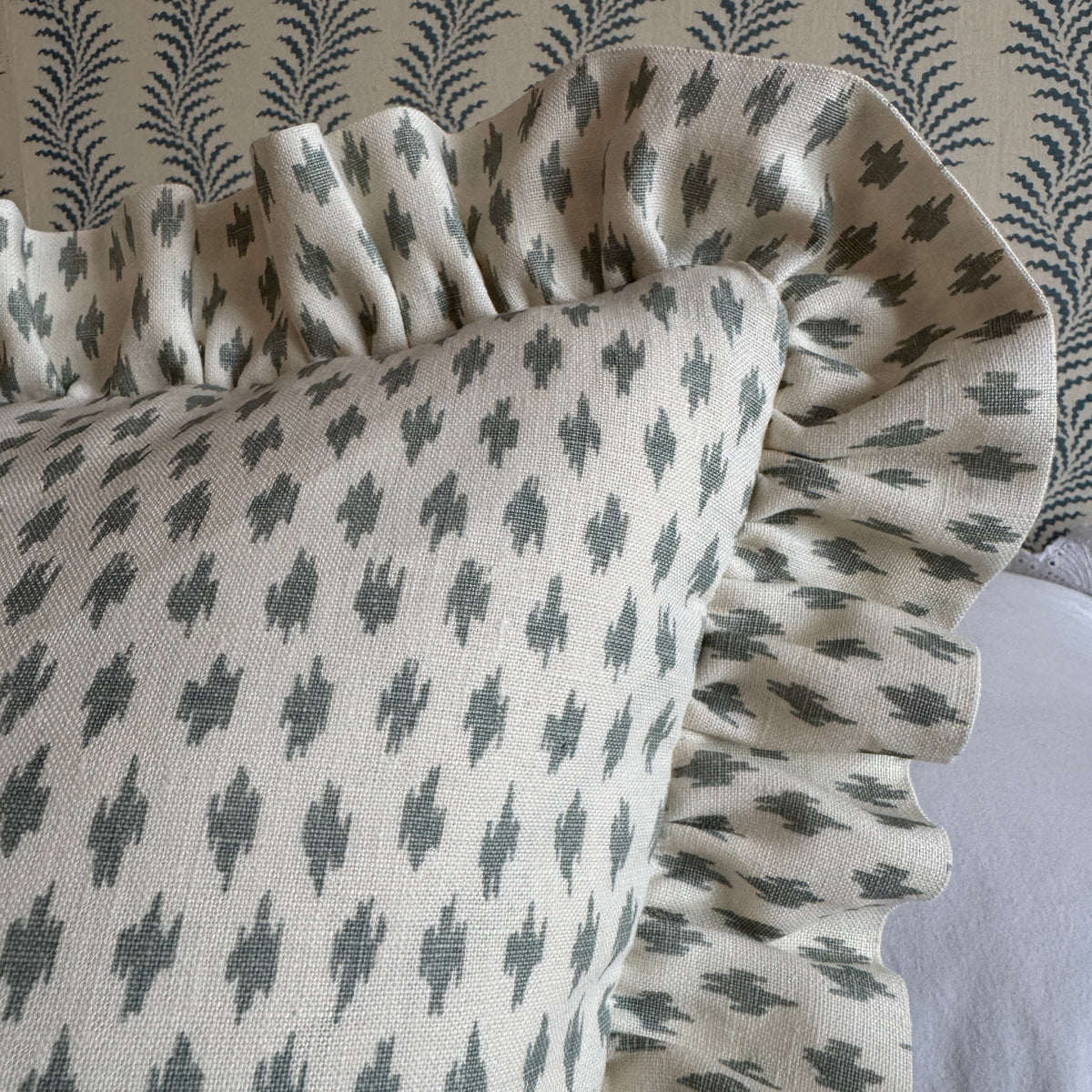 The Great Big Cushion: Anni
