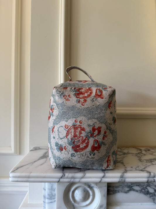 Melograno Doorstop