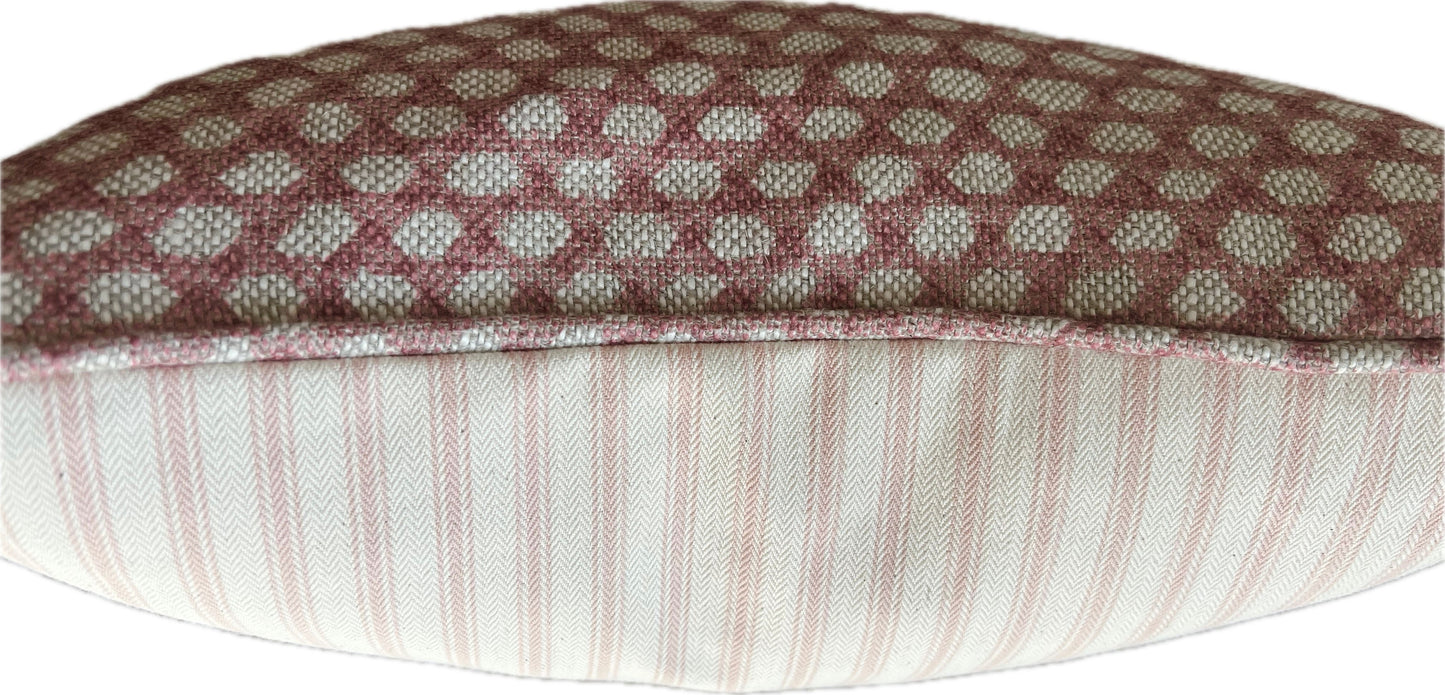 Fermoie Wicker Velvet Piped Cushion