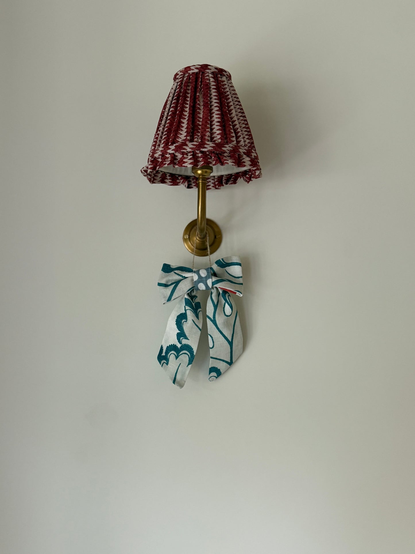 Mini Bow - Carnival Coral