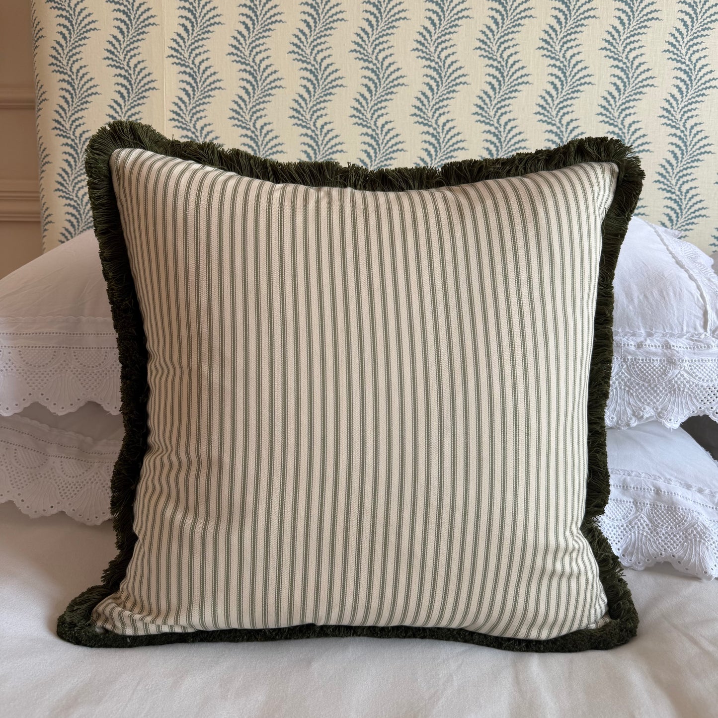 Colefax & Fowler Greenacre Fringed Cushion
