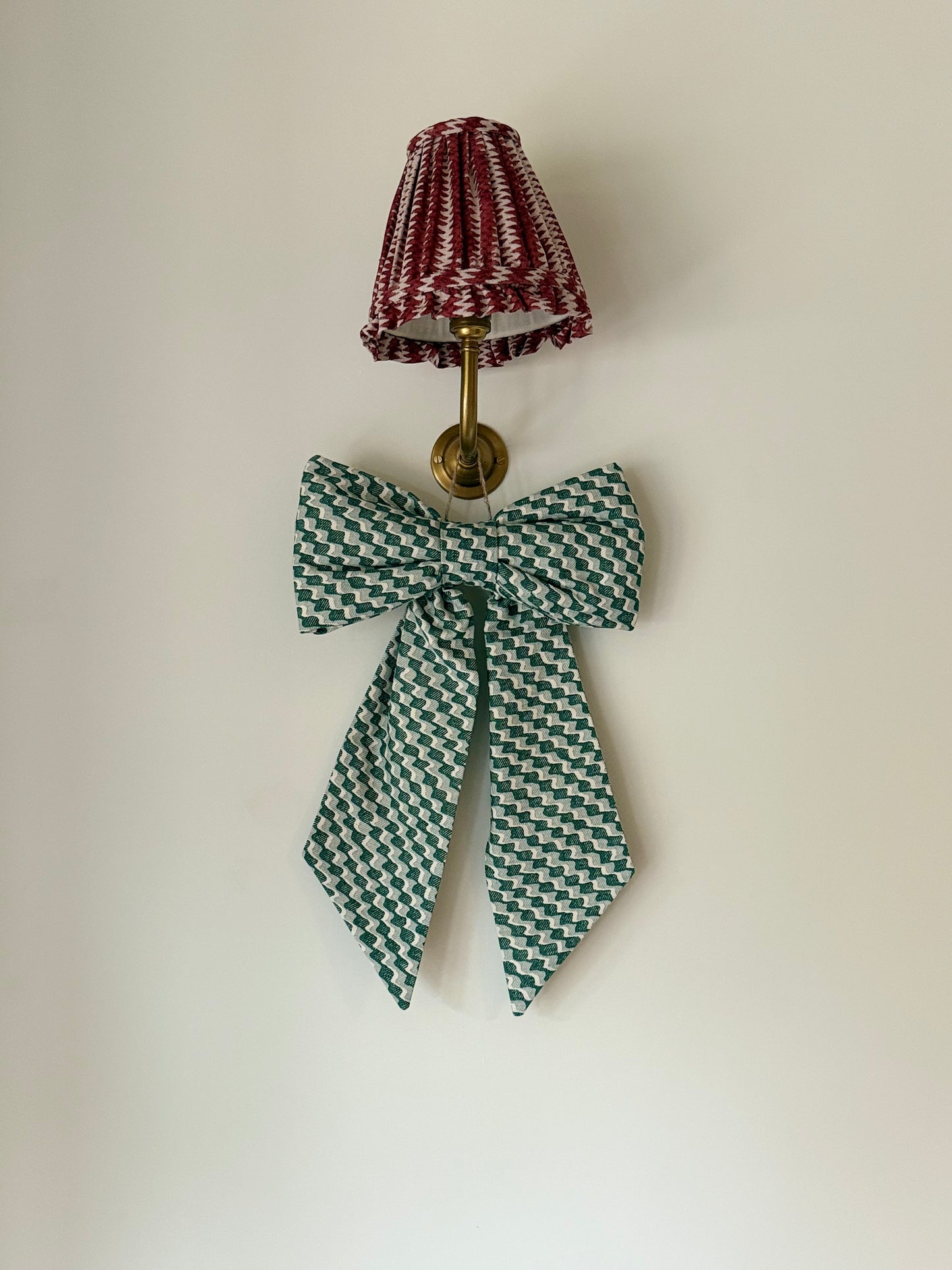 Medium Bow - Ruffle