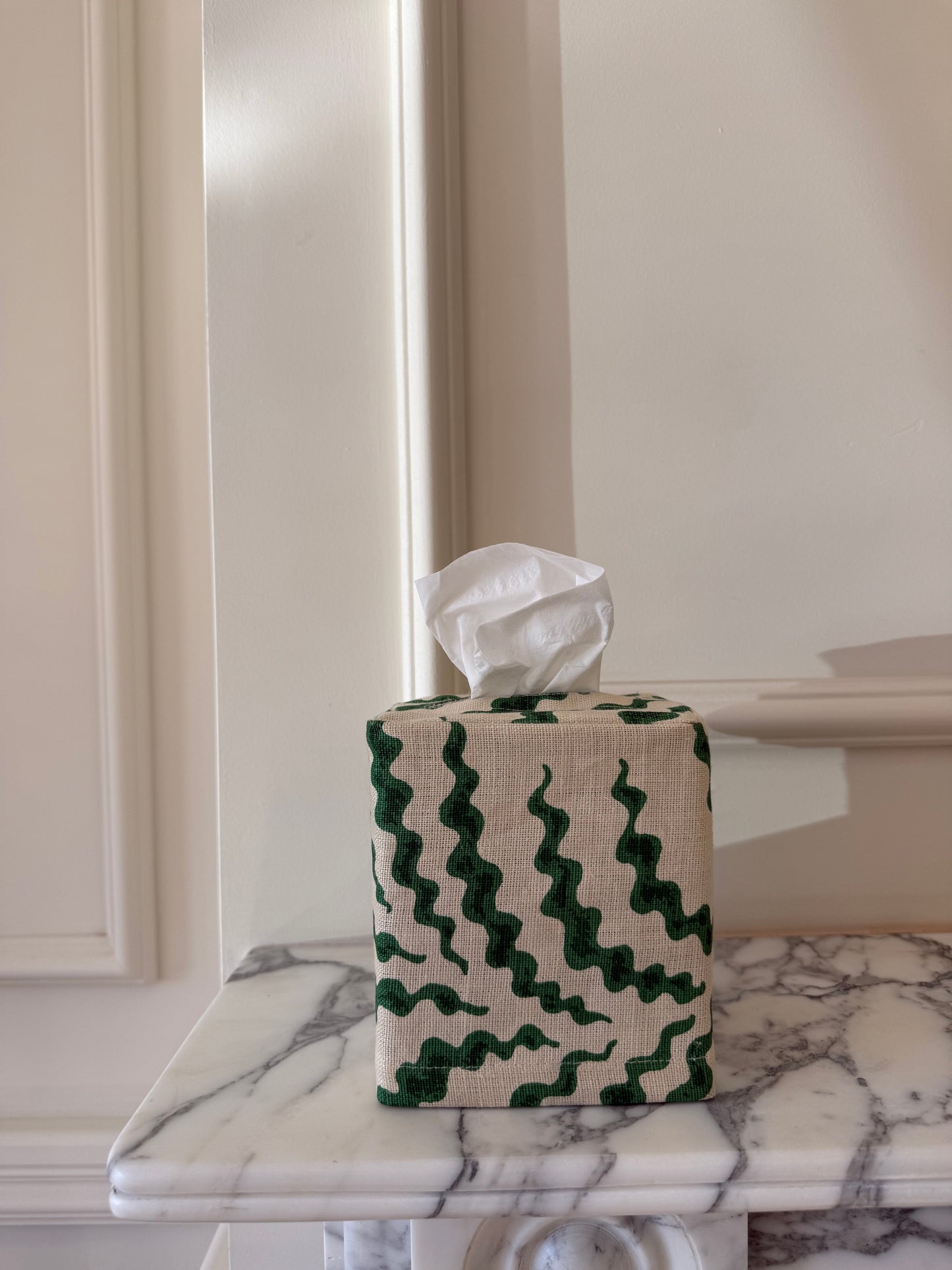 Scrolling Fern Frond Tissue Box
