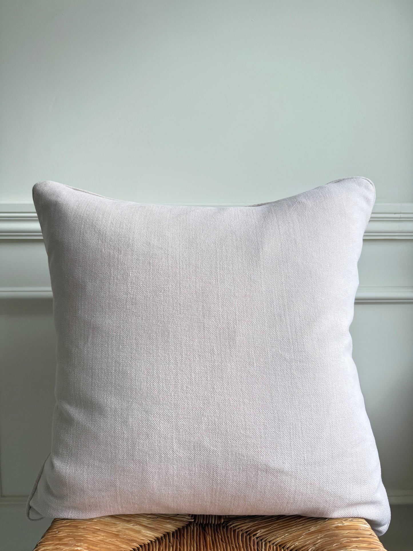Colefax & Fowler Bowood Pink / Leaf Cushions