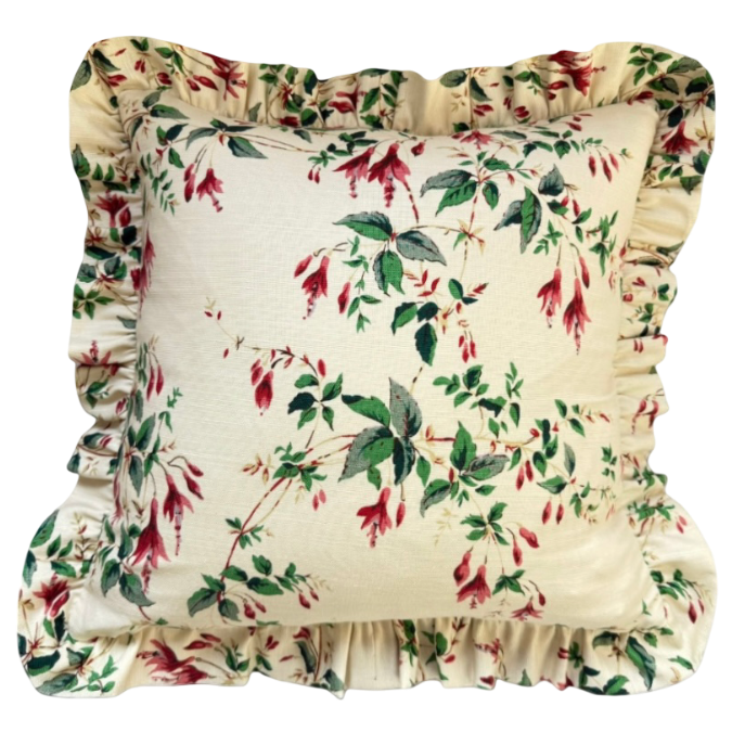 Colefax & Fowler Fuchsia Ruffled Cushion