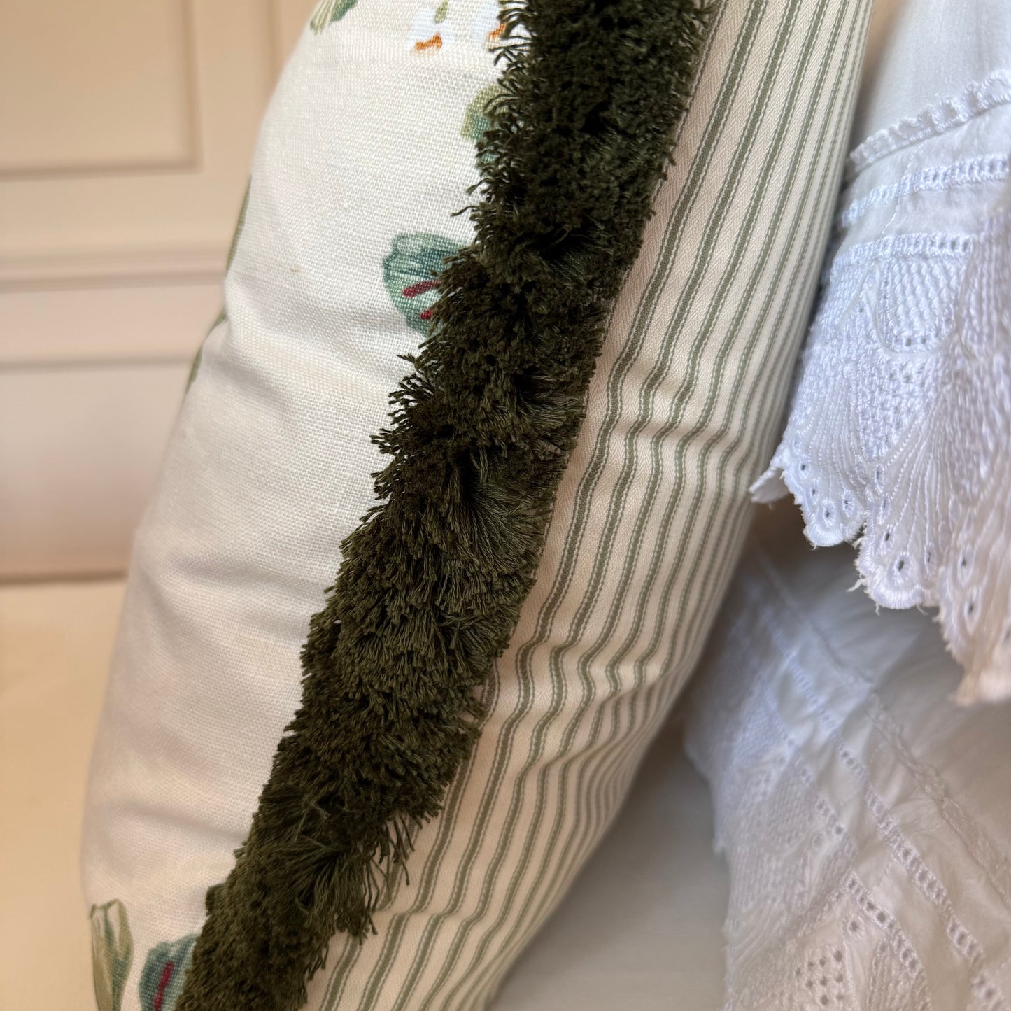 Colefax & Fowler Greenacre Fringed Cushion