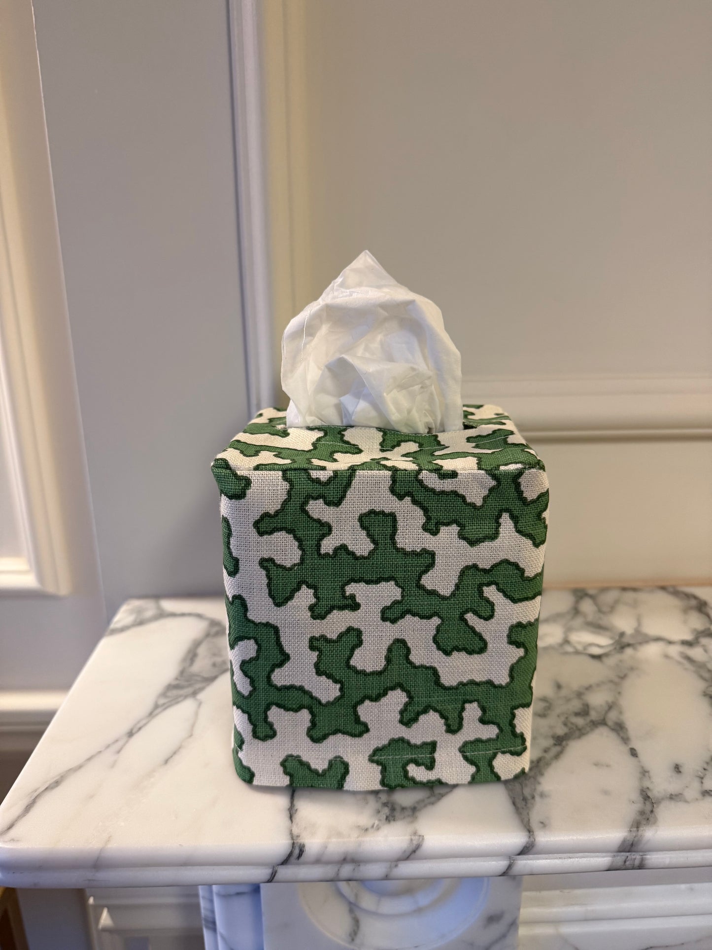 Green Squiggle Tissue Box