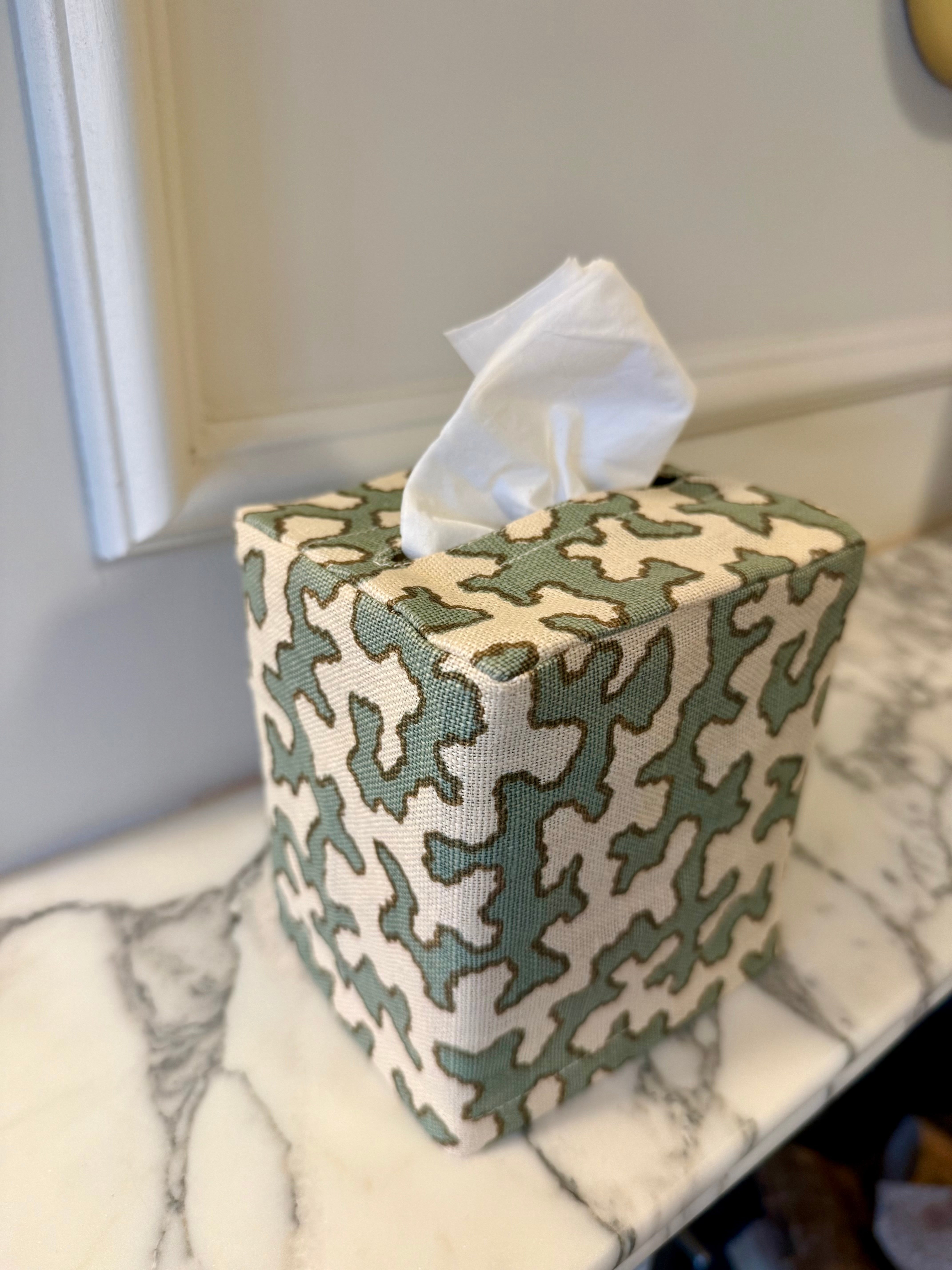 Squggle Box Aqua Squiggle Tissue Box – Sarah Drummond Studio