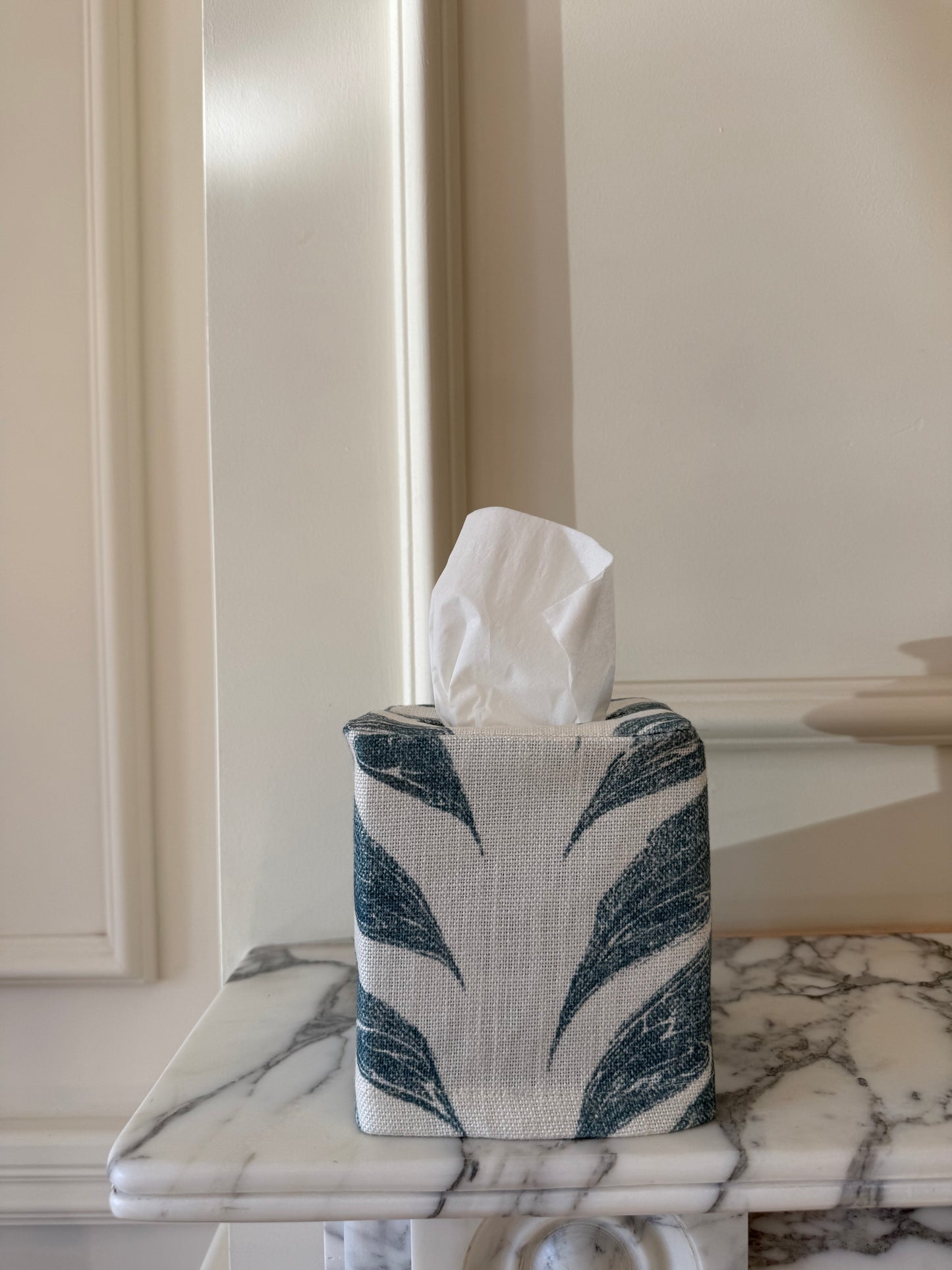 Palm Drop Tissue Box