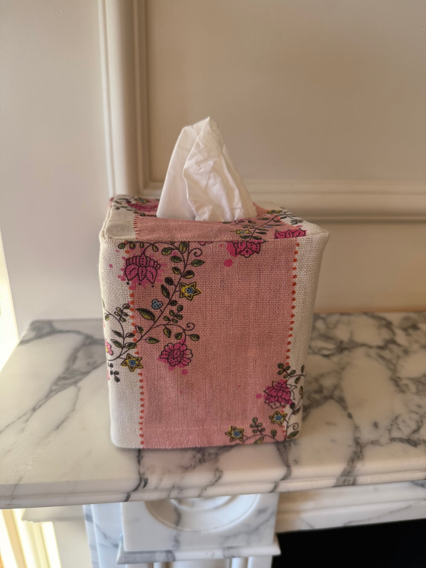 Vine Blots Tissue Box