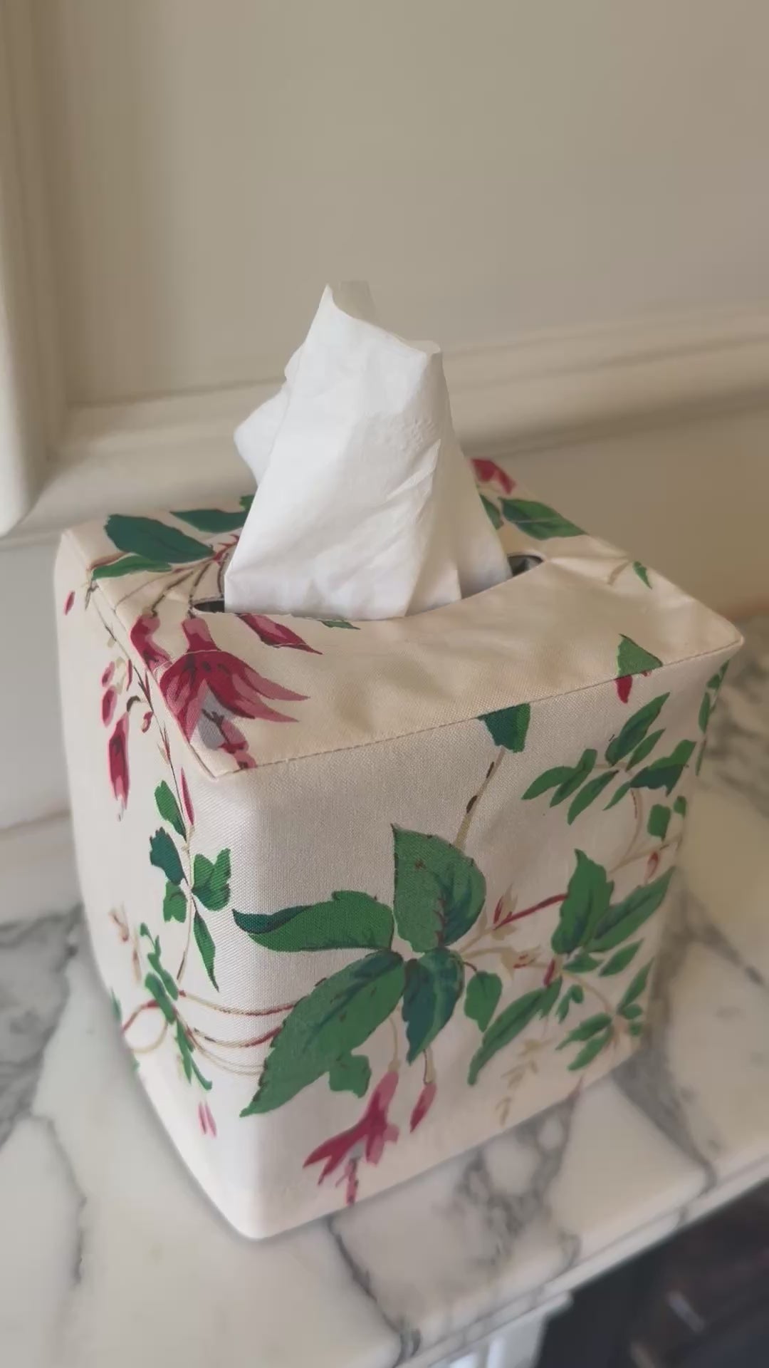 Fuchsia Tissue Box