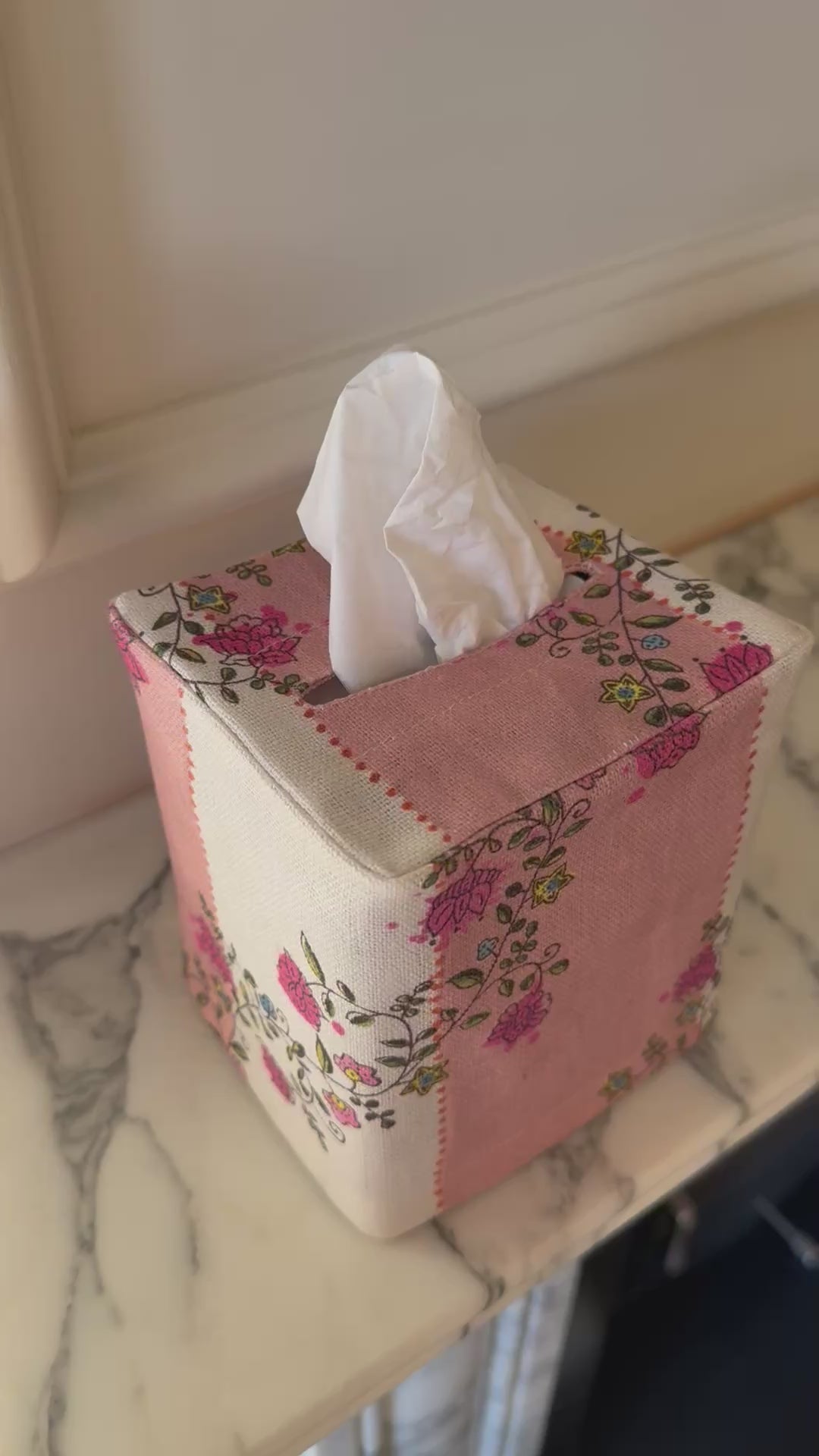 Vine Blots Tissue Box